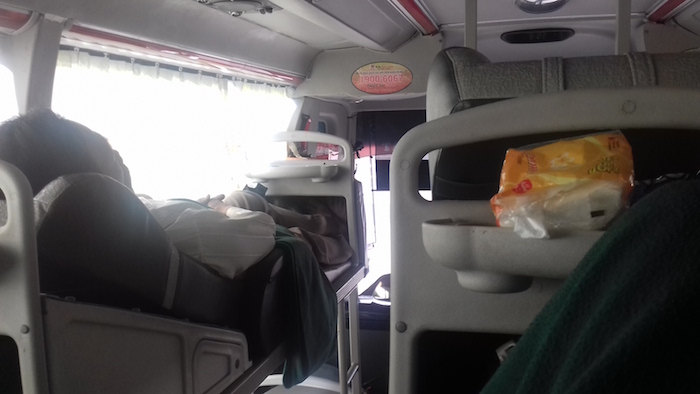 On est plutôt bien installé dans les bus au Vietnam. 