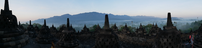 Combien coûte le lever de soleil au Borobudur ? 