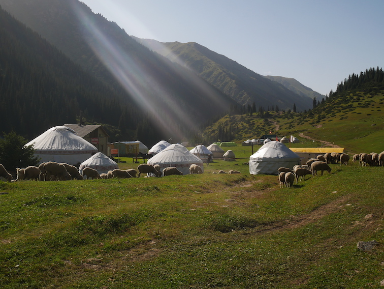 Est-ce que le Kirghizistan est touristique ? 